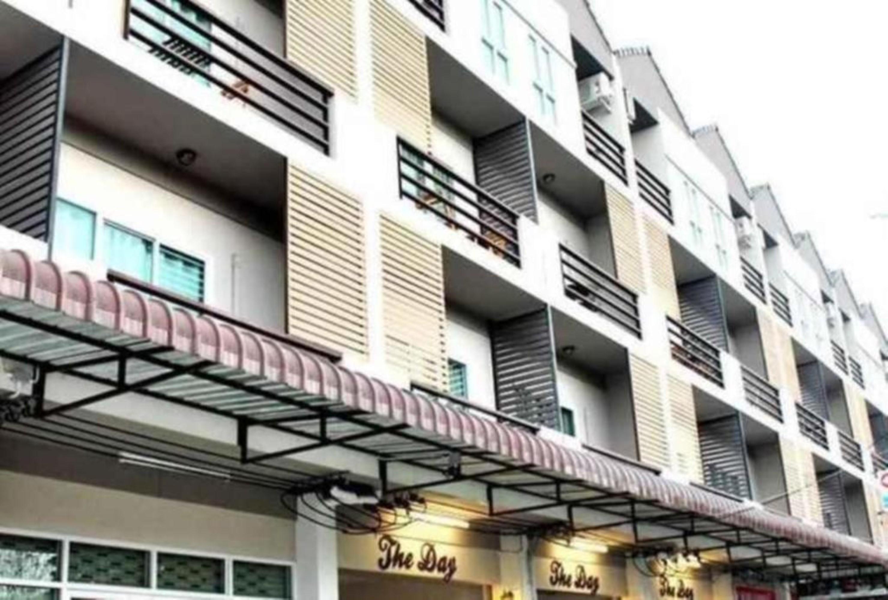 The Day Hotel Chonburi Buitenkant foto