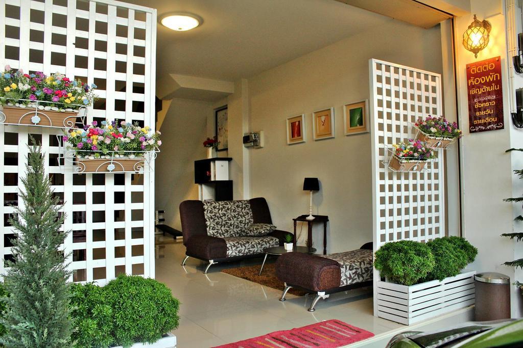 The Day Hotel Chonburi Buitenkant foto