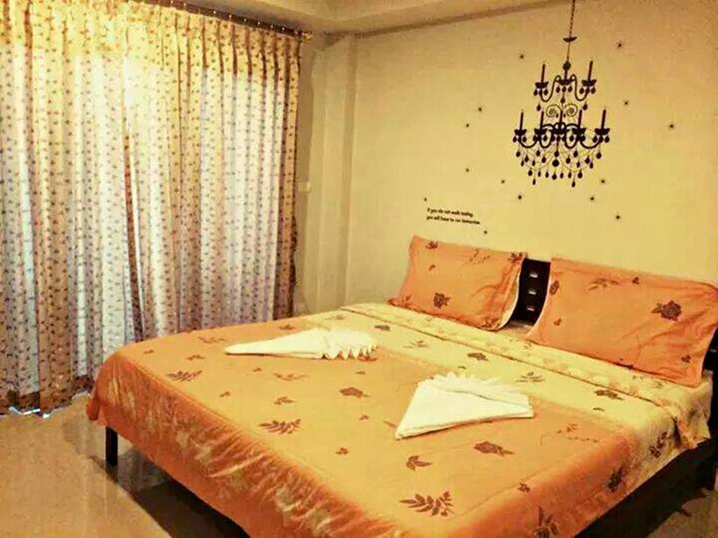 The Day Hotel Chonburi Kamer foto