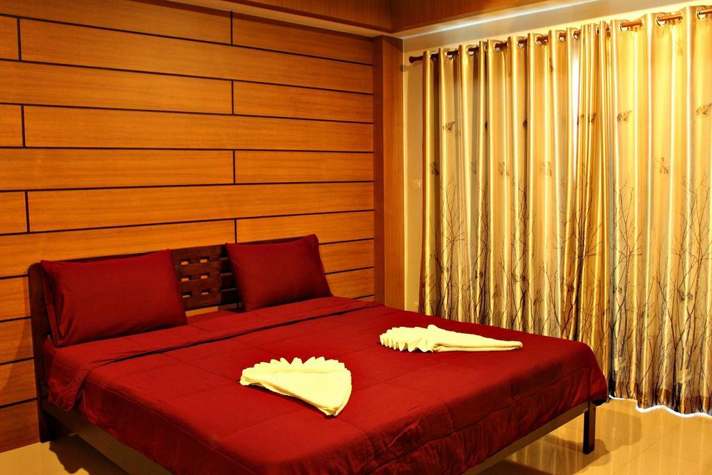 The Day Hotel Chonburi Kamer foto