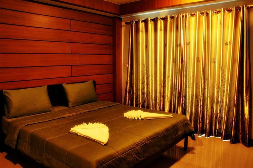 The Day Hotel Chonburi Kamer foto