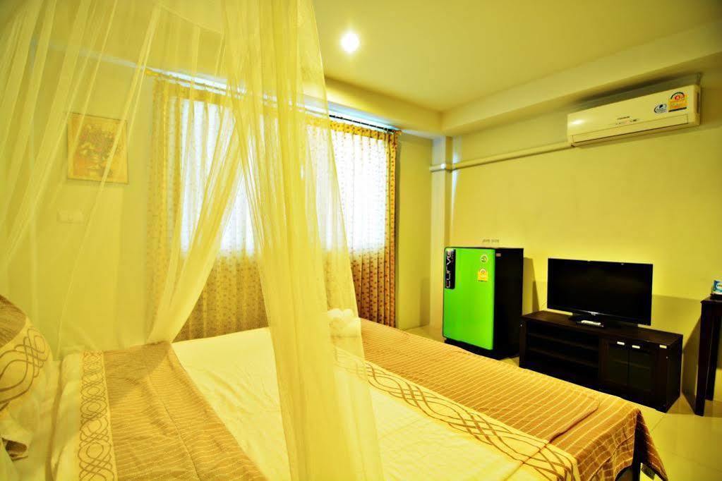 The Day Hotel Chonburi Buitenkant foto